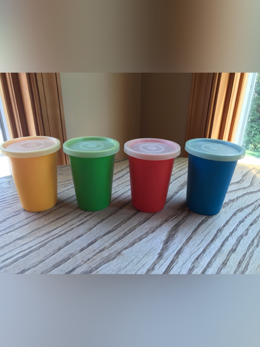 VTG Tupperware Tumblers